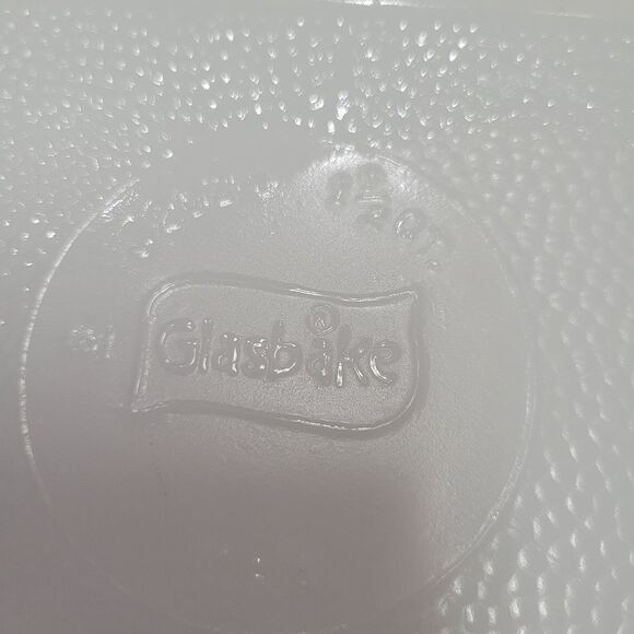 Glasbake Vintage  Milk Glass Casserole Dish 1.5 qt - Picture 6 of 8